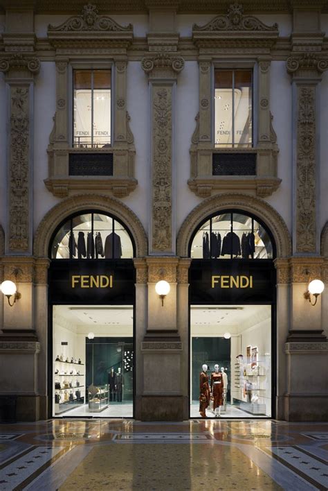 fendi boutique milano|fendi milano galleria.